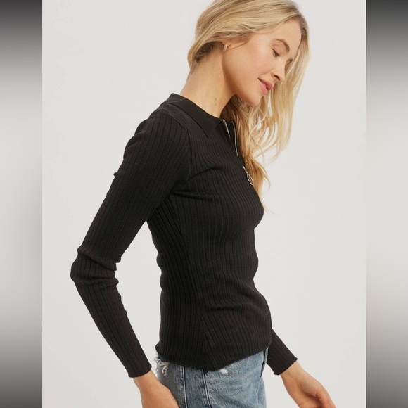 🆕Sweater Ribbed Fitted Collar Zip Up Black S, M & L Available - Picture 3 of 6